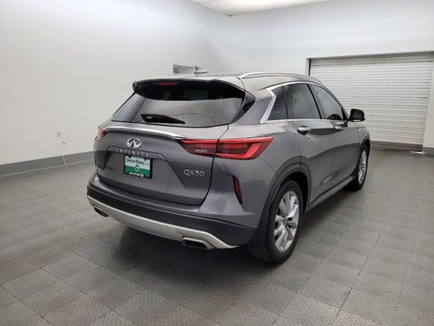 Used 2021 INFINITI QX50 Luxe FWD image 9