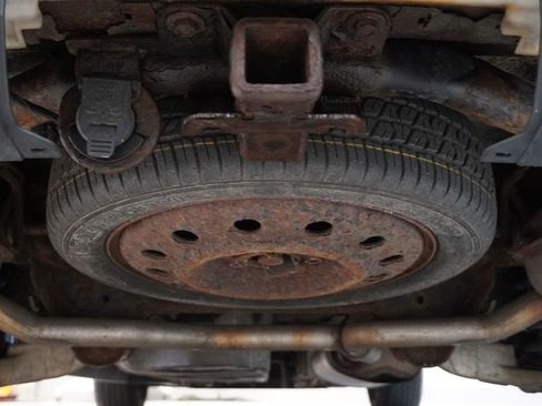 Used 2013 GMC Acadia SLE image 13