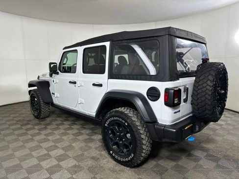 Used 2023 Jeep Wrangler Unlimited w/ Cold Weather Group image 5