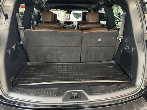 Used 2020 Nissan Armada Platinum image 37