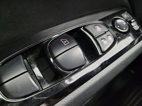 Used 2023 Nissan Altima 2.5 SV image 27