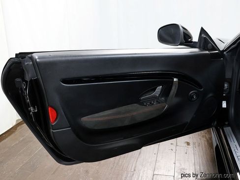 Used 2015 Maserati GranTurismo Sport RWD image 24