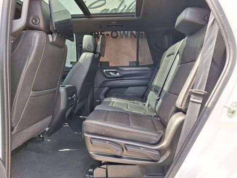 Used 2021 Chevrolet Tahoe High Country RWD image 15