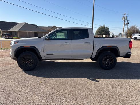 New 2026 GMC Canyon Elevation w/ Convenience Package image 2