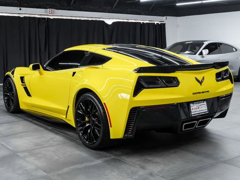 Used 2017 Chevrolet Corvette Grand Sport image 12