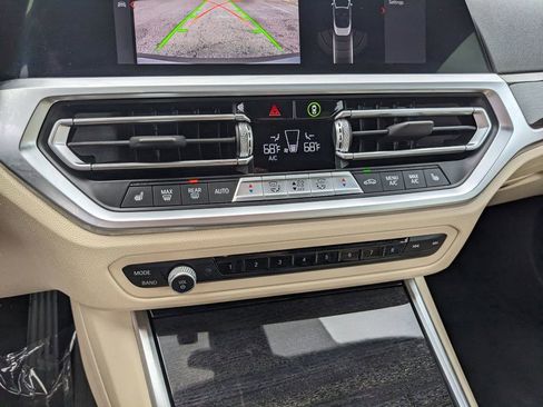 Used 2023 BMW 430i xDrive Convertible w/ Premium Package image 21