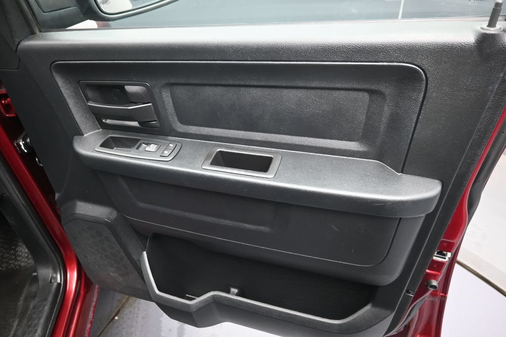 Used 2016 RAM 1500 Tradesman w/ Popular Equipment Group AWD/4WD image 28