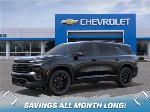 New 2026 Chevrolet Traverse LT w/ Midnight/Sport Edition AWD/4WD image 2