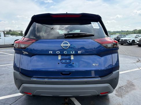 Used 2023 Nissan Rogue SV FWD image 4