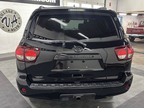 Used 2019 Toyota Sequoia TRD Sport w/ TRD Sport Premium Package AWD/4WD image 5