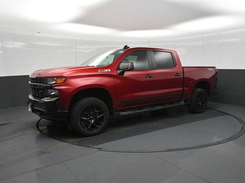 Used 2021 Chevrolet Silverado 1500 Custom Trail Boss image 2