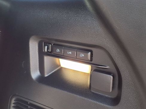 Used 2022 Ford Explorer ST w/ Equipment Group 401A AWD/4WD image 21