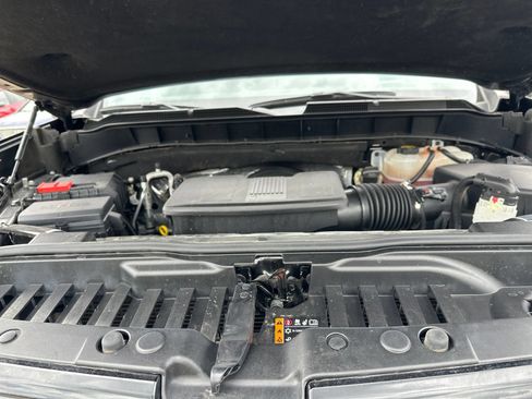 Used 2024 Chevrolet Silverado 1500 High Country w/ High Country Premium Package AWD/4WD image 44