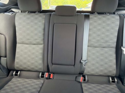 Used 2021 Nissan Rogue Sport SV FWD image 18