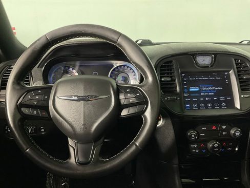 Used 2020 Chrysler 300 S RWD image 17