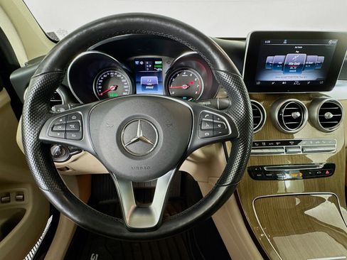 Used 2019 Mercedes-Benz GLC 350e 4MATIC w/ Driver Assistance Package image 11
