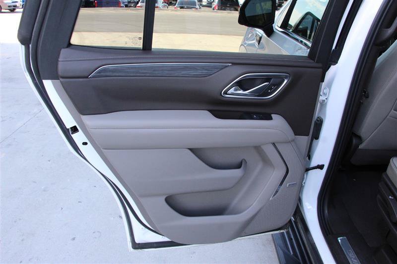 Used 2021 GMC Yukon SLT w/ SLT Luxury Plus Package AWD/4WD image 17