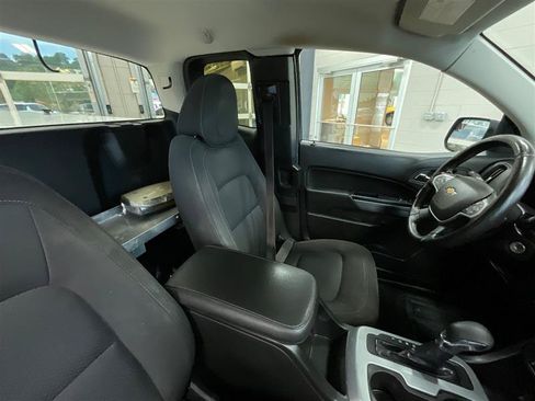 Used 2022 Chevrolet Colorado LT w/ Fleet Safety Package RWD image 24
