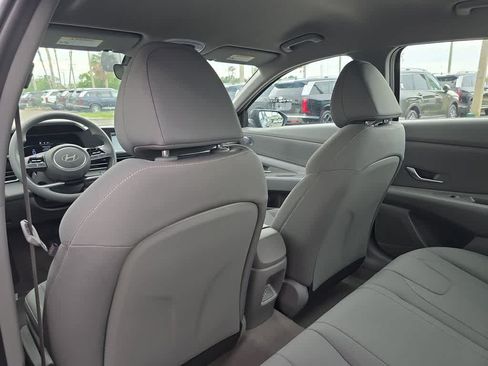 New 2026 Hyundai Elantra Hybrid FWD image 19