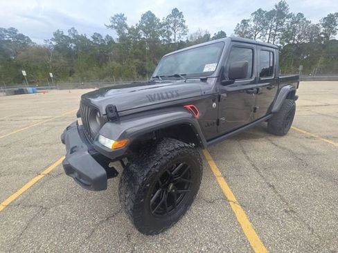 Used 2021 Jeep Gladiator Willys image 1