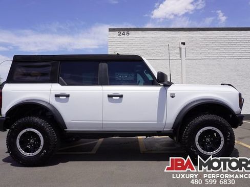 Used 2023 Ford Bronco Big Bend w/ Sasquatch Package AWD/4WD image 12