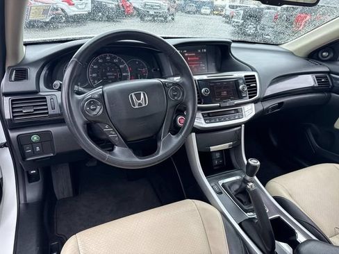 Used 2015 Honda Accord EX-L image 17