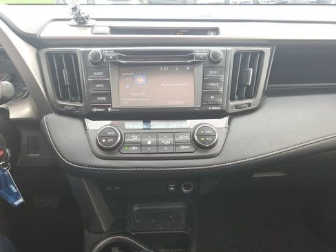 Used 2016 Toyota RAV4 XLE image 28