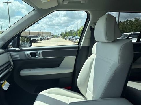 New 2026 Hyundai Santa Fe SE FWD image 18