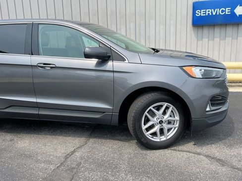 Used 2024 Ford Edge SEL w/ Convenience Package AWD/4WD image 32