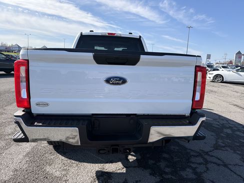 Used 2025 Ford F250 XLT w/ FX4 Off-Road Package AWD/4WD image 7