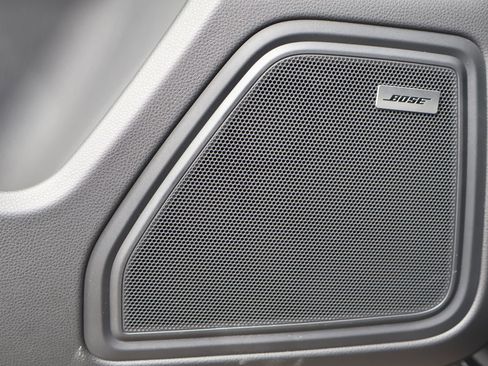 New 2026 Porsche Macan image 14