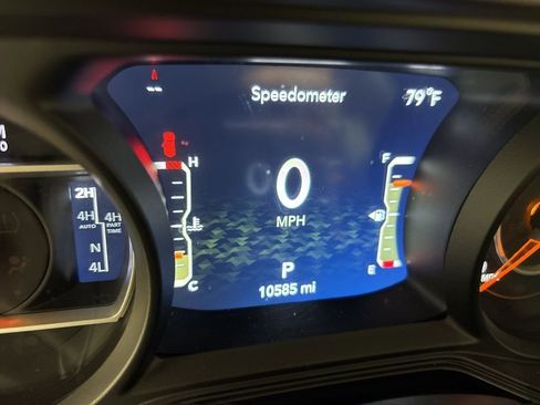 Used 2024 Jeep Wrangler Unlimited Rubicon image 31