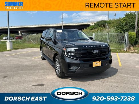 Certified 2025 Ford Expedition Max Active AWD/4WD image 4