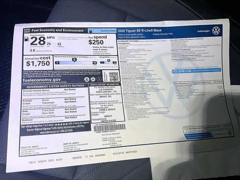 New 2026 Volkswagen Tiguan SE R-Line FWD image 18
