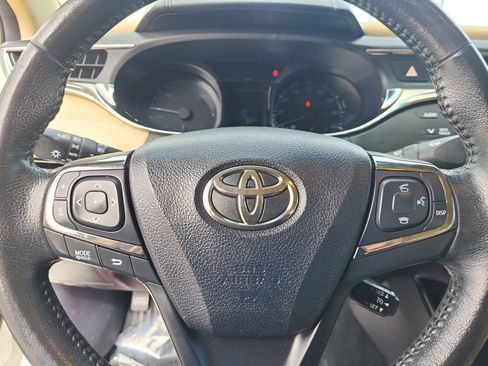 Used 2013 Toyota Avalon XLE Touring image 18