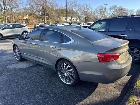 Used 2017 Chevrolet Impala LT w/ Leather Package image 5