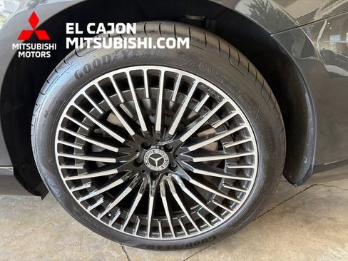Used 2022 Mercedes-Benz EQS 450+ Sedan w/ Exclusive Trim Package image 8