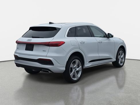 New 2025 Audi Q5 Premium Plus image 5