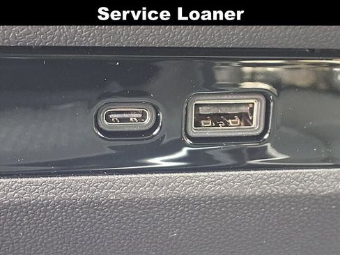 New 2026 Buick Enclave Sport Touring image 9