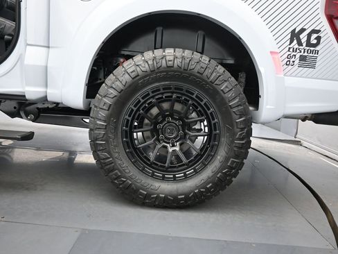 Used 2025 Ford F150 Raptor AWD/4WD image 27