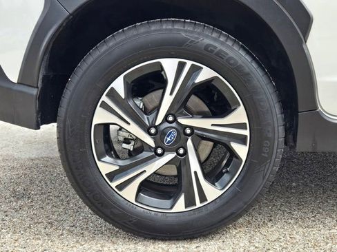 Used 2025 Subaru Crosstrek 2.0i Premium AWD/4WD image 32