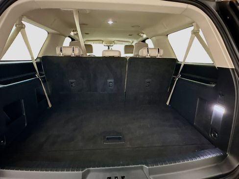 Used 2024 Ford Expedition Max XLT image 31