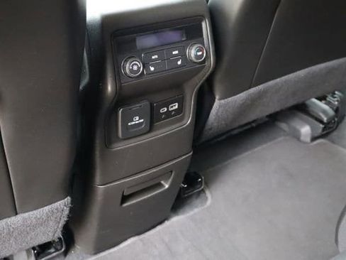 Used 2023 GMC Acadia Denali FWD image 20
