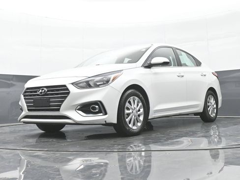 Used 2022 Hyundai Accent SEL FWD image 43