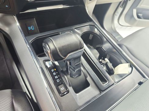 Used 2023 Ford F150 Lariat AWD/4WD image 27