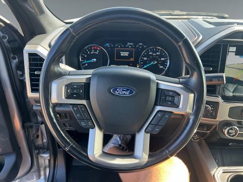 Used 2022 Ford F250 Platinum w/ FX4 Off-Road Package image 12