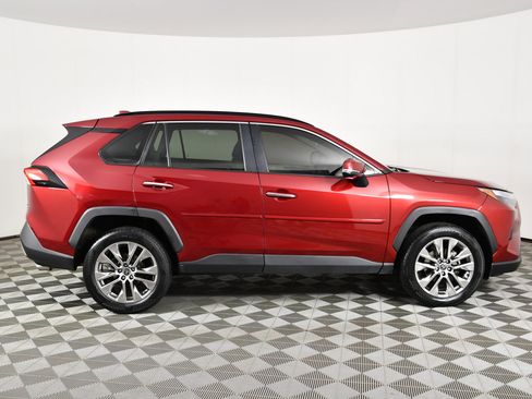 Used 2022 Toyota RAV4 Limited w/ Limited Grade Weather Package AWD/4WD image 5