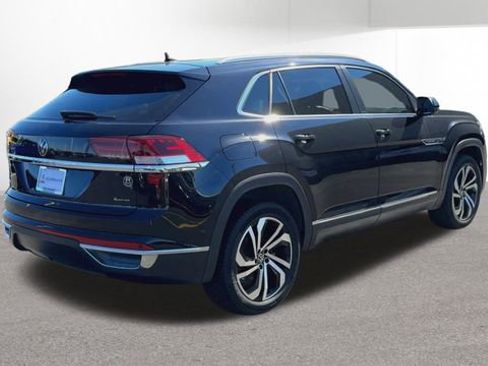 Used 2023 Volkswagen Atlas Cross Sport SEL image 9