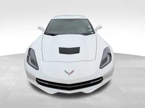 Used 2017 Chevrolet Corvette Stingray Coupe w/ 1LT RWD image 10