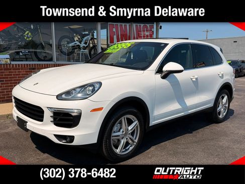 Used 2016 Porsche Cayenne S w/ Premium Package AWD/4WD image 1